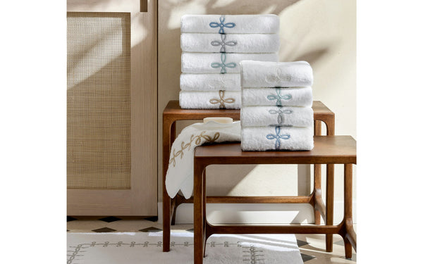 Gordian Knot Towel