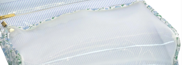 Hamptons Hang it UP Cosmetic Bag